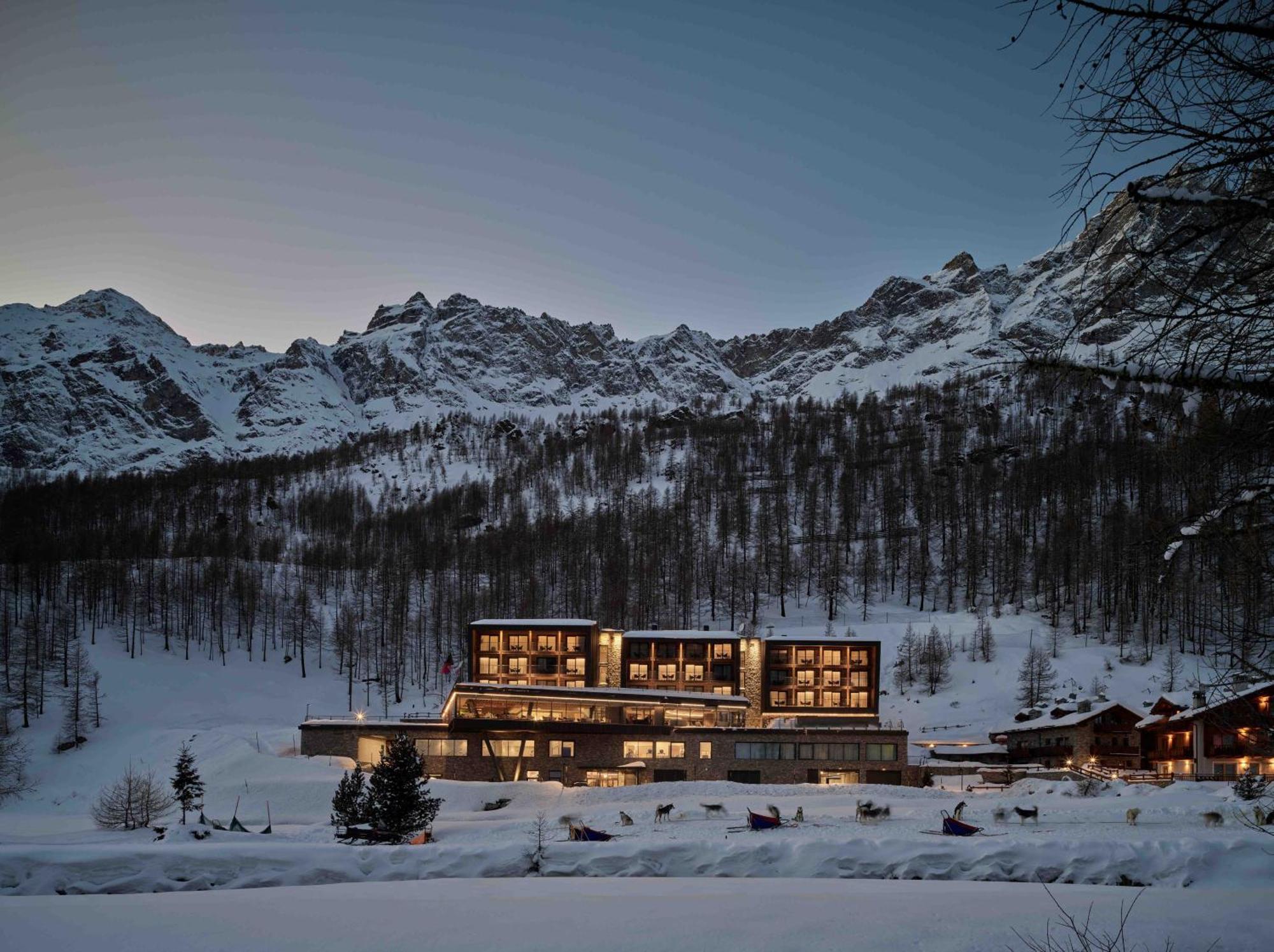 Cervino - Vretreats Hotell Breuil-Cervinia Exteriör bild